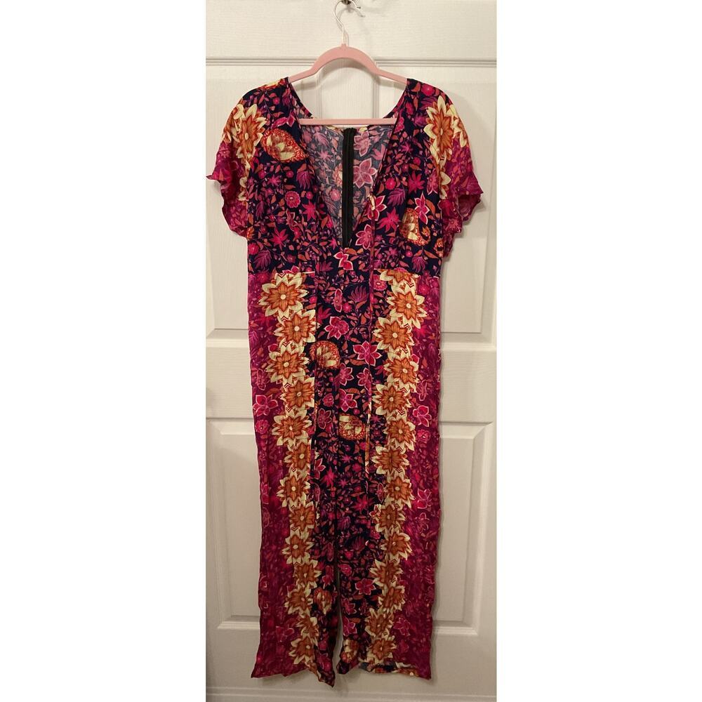 NWOT SHEIN Curve V-Neck Bohemian Printed Wide Leg Jumpsuit, 1XL - Picture 4 of 9